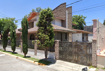 Casa en  Bulevar De Los Continentes 118-mz 004, Mz 004, Valle Dorado, 54020 Tlalnepantla, Méx., México