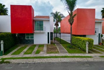 Casa en fraccionamiento en  Calle Puerto Cartagena 05, Santa Cruz De Las Flores, Jalisco, México