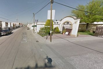 Casa en fraccionamiento en  Circuito Laguna De Los Andes, Fraccionamento El Perul 1ra Sección, Salamanca, Guanajuato, México