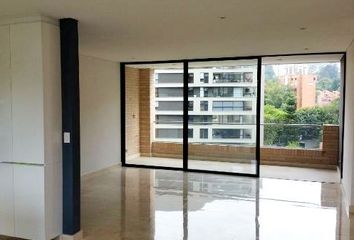 Apartamento en Poblado, Medellín
