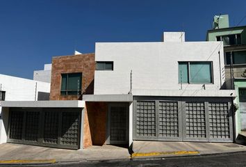 Casa en  Habit.jardines De Bella Vista, Tlalnepantla De Baz, Estado De México, México