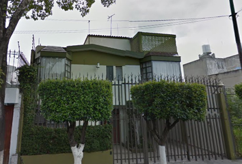 Casa en  Paseo De Los Abetos 65, Paseos De Taxqueña, 04250 Ciudad De México, Cdmx, México