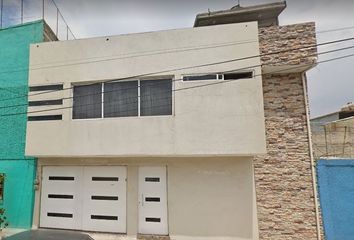 Casa en  Ombules 173, La Perla, Nezahualcóyotl, Estado De México, México