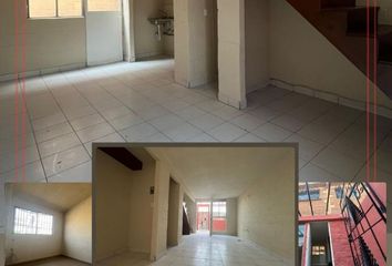 Casa en  Betunias 51, Mz 010, Claustros Iv, San Pablo De Las Salinas, Edomex, México