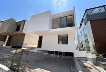 Casa en fraccionamiento en  Entrelomas Residencial, Zapopan, Jalisco, México