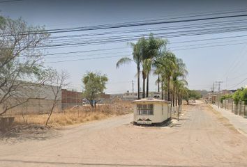 Lote de Terreno en  Calle Coto Y Acuario, Colinas Del Sol, El Salto, Jalisco, 45683, Mex
