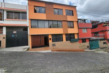 Casa en  Cochapamba, Quito