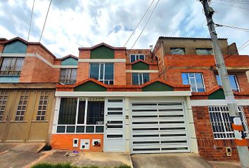 Casa en  Habitaciones Altos De Cooservicios, Carrera 1e, Cooservicios, Tunja, Boyacá, Colombia