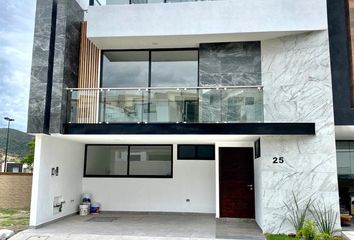 Casa en  Boulevard De Los Volcanes, Lomas De Angelópolis, Puebla, México