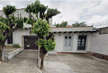 Casa en  Alta Tensión, Cantarranas, Cuernavaca, Morelos, México