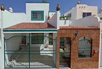 Casa en  Calle Paseo De Andalucia, La Toscana, 77725 Playa Del Carmen, Quintana Roo, México