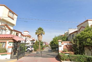 Casa en fraccionamiento en  Torremolinos, Villa Del Real, Ojo De Agua, Estado De México, México