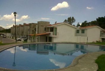 Casa en fraccionamiento en  Residencial Los Amates, Rinconada De Las Rosas, Centro, Jiutepec, Morelos, México