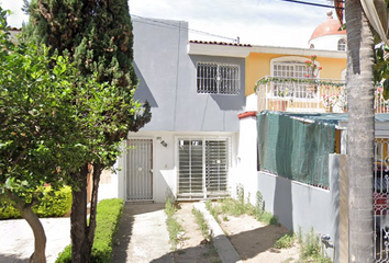 Casa en  Calle Violetas, La Casita, Los Girasoles, Zapopan, Jalisco, México