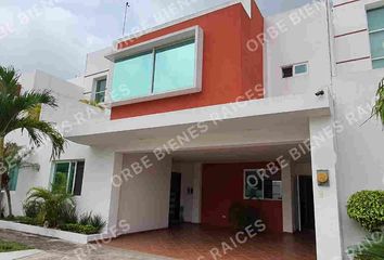 Casa en  Blvd. Bicentenario, Parque Tabasco, 86287 Villahermosa, Tab., México