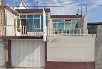 Casa en  Primera Calle De De Francisco Neve, Bella Vista, Puebla De Zaragoza, Puebla, México