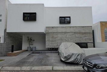 Casa en fraccionamiento en  Privada Arboledas, Santiago De Querétaro, Querétaro, México