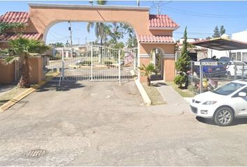 Casa en condominio en  La Arbolada, Hacienda Santa Fe, Jalisco, México