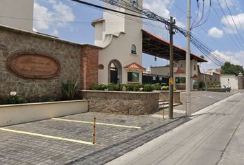 Casa en  Avenida Independencia Número 68, Fraccionamiento Y Club De Golf Los Encinos, Estado De México, México