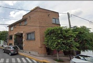 Casa en  Primera C. Cochabamba 106, Mz 039, Las Americas, Naucalpan De Juárez, Estado De México, México