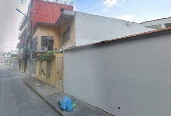 Casa en  Cristóbal Colón, Lago Ilusiones, Villahermosa, Tabasco, México