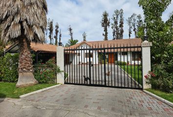 Casa en  La Laguna, San Bernardo, Chile