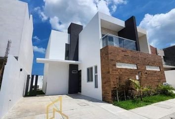 Casa en fraccionamiento en  La Riviera Veracruzana, Alvarado, Veracruz