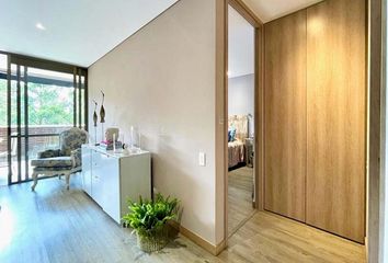 Apartamento en Loma De Los González, Medellín