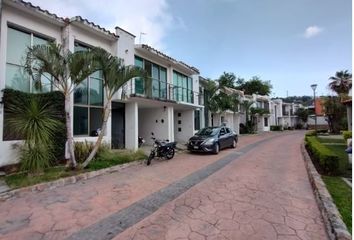 Casa en  Residencial El Palmar, Avenida Las Palmas, Benito Juárez, Emiliano Zapata, Morelos, México
