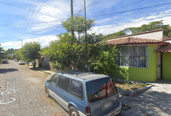 Casa en  Calle Bonampak, El Yaqui, Colima, Colima, México