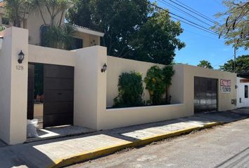 Casa en  Calle 11, México Norte, Mérida, Yucatán, México