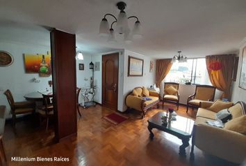 Departamento en  Kennedy, Quito