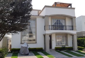 Casa en fraccionamiento en  Condado Del Valle, Condado Del Valle, Metepec, Estado De México, México