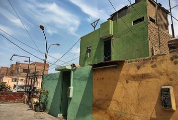 Casa en  Avenida Almirante Miguel Grau, San Martín De Porres, Lima, 15102, Per