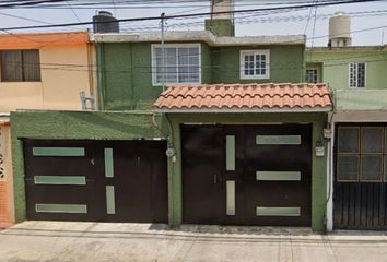 Casa en  Tragacantos, Villa De Las Flores, San Francisco Coacalco, Estado De México, México