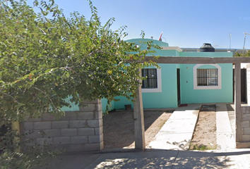 Casa en  C. Mina Bustillos 1214, 31650 Santa Eulalia, Chih., México