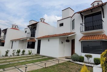Casa en condominio en  Santa María Magdalena Ocotitlán, Estado De México, México