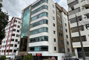Edificio Sabadell, departamentos en sector Quito Tenis